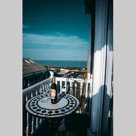 Glide Surf Casa Apartment Cromer Exterior photo